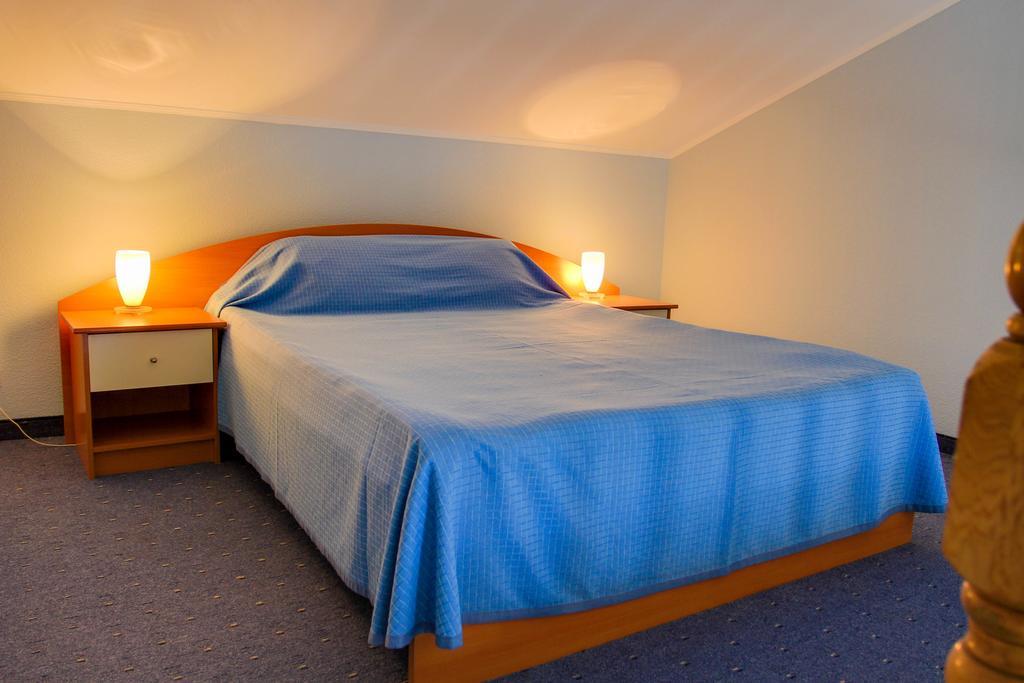 Отель хижина робинзона феодосия