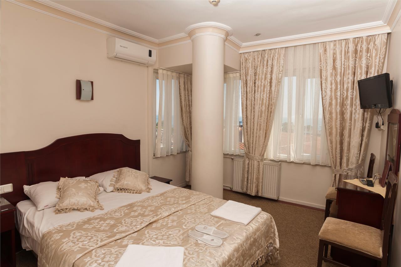 Включи гранд 3. Grand Liza Hotel 3* Турция, Стамбул. Grand Liza Hotel 3 Султанахмет Стамбул. Гранд 3 отель Турция.