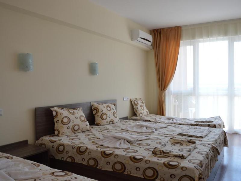 Hotel Ray