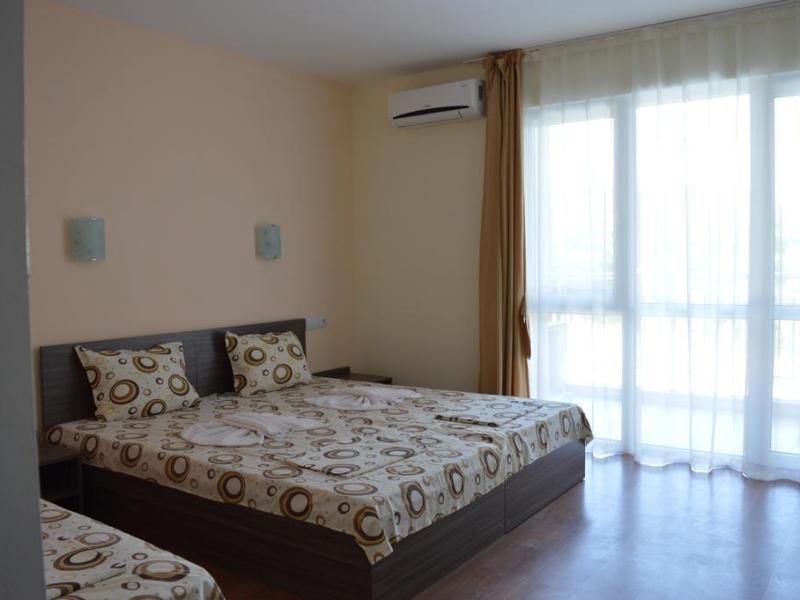 Hotel Ray