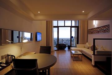 Отель Holiday Inn Express Haikou West Coast Китай, о Хайнань, фото 11