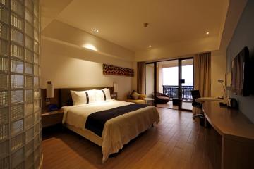 Отель Holiday Inn Express Haikou West Coast Китай, о Хайнань, фото 15