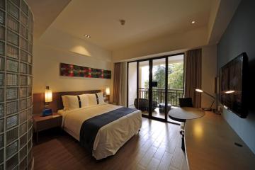 Отель Holiday Inn Express Haikou West Coast Китай, о Хайнань, фото 17