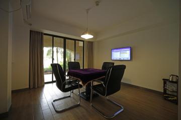 Отель Holiday Inn Express Haikou West Coast Китай, о Хайнань, фото 21