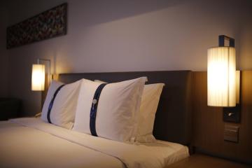 Отель Holiday Inn Express Haikou West Coast Китай, о Хайнань, фото 27