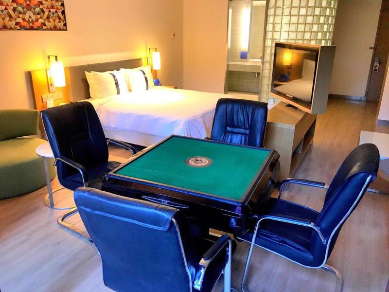 Holiday Inn Express Haikou West Coast