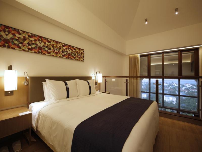 Holiday Inn Express Haikou West Coast