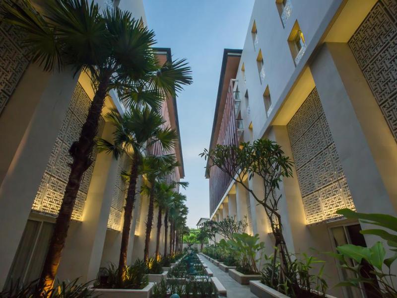Bali Paragon Resort Hotel