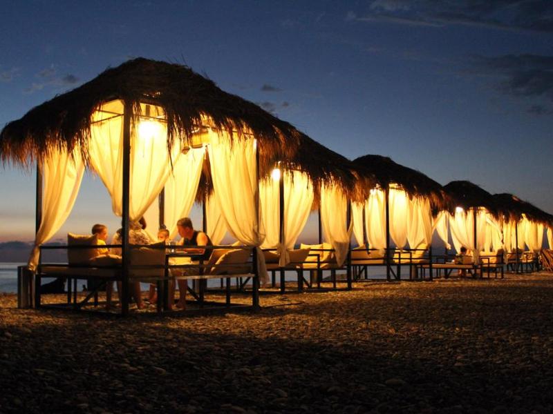 Mgzavrebi Apartments in Gonio