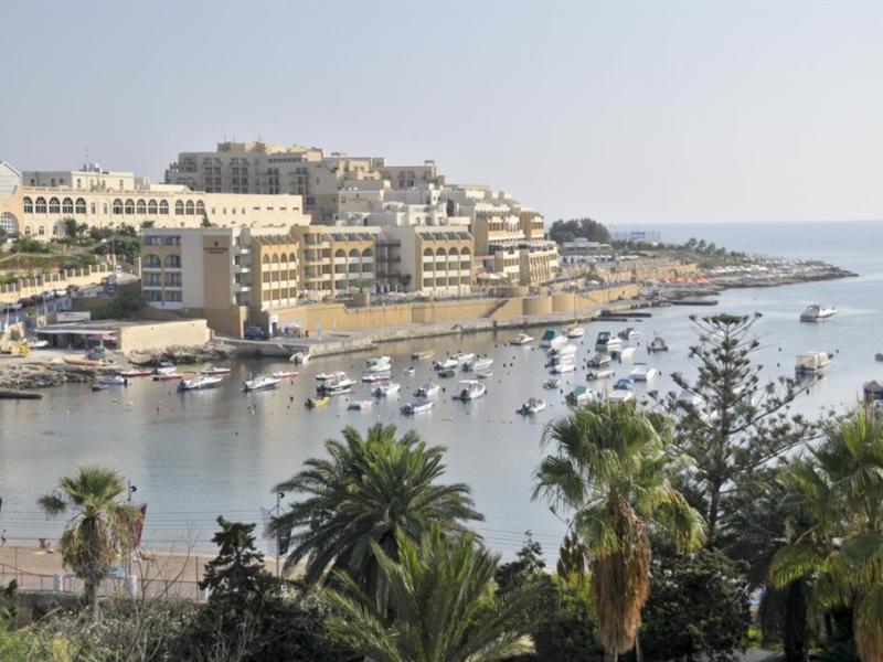 Marina Hotel Corinthia Beach Resort 