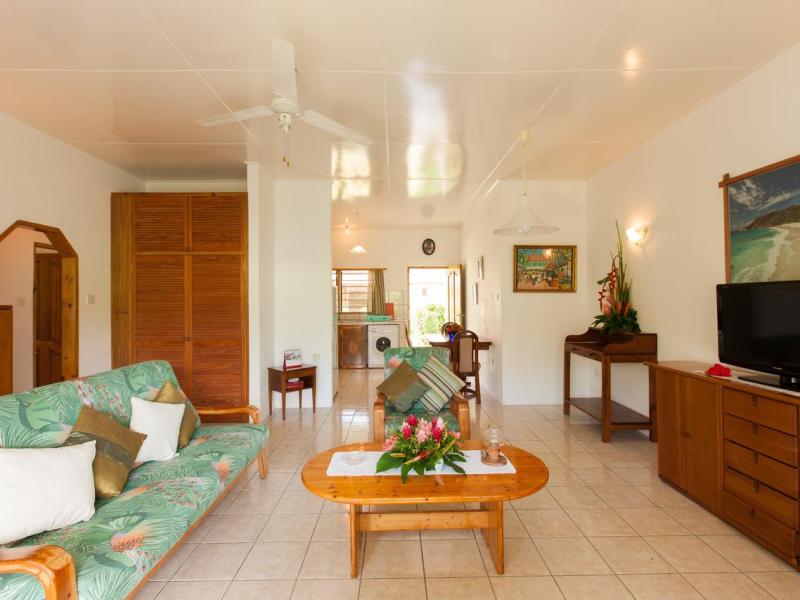 Le Relax St. Joseph Guest House