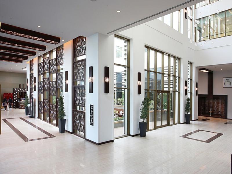 Metropolitan Hotel Dubai