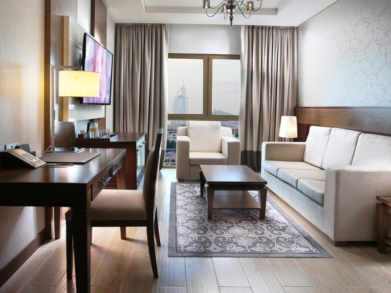 Metropolitan Hotel Dubai