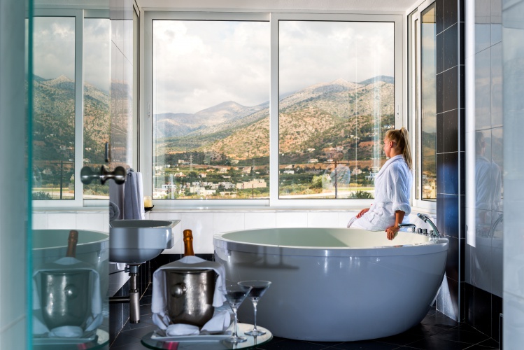 Matheo Villas & Suites