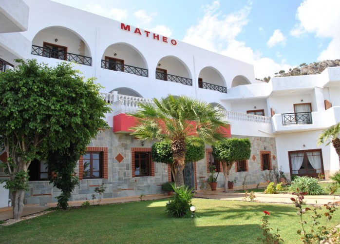 Matheo Villas & Suites