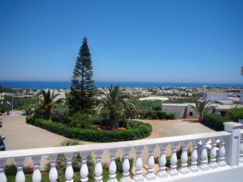 Matheo Villas & Suites