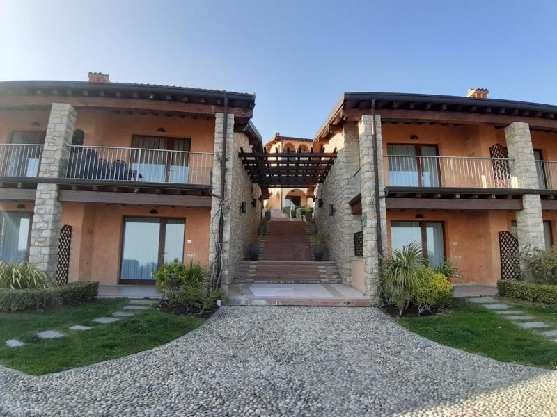 Domina Borgo degli Ulivi