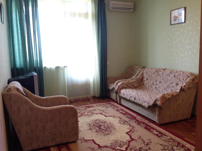 Солнечный (ул. Челюскинцев)