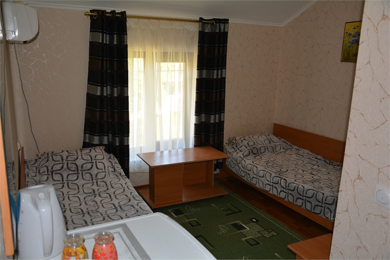 Солнечный (ул. Челюскинцев)