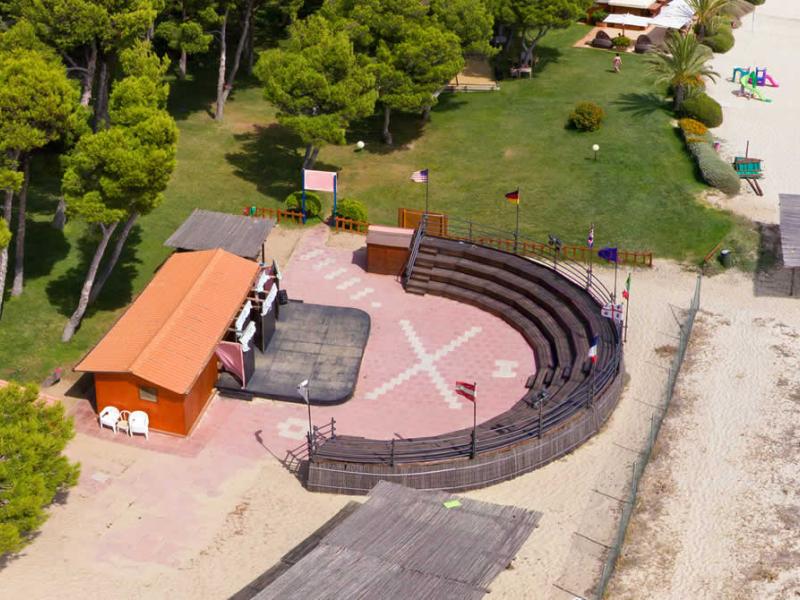 Cormoran Hotel & Residence