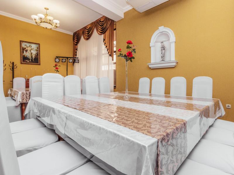 Отель Элизабет