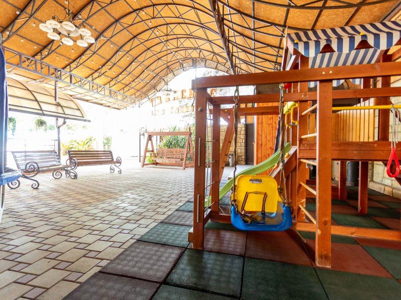 Отель Элизабет