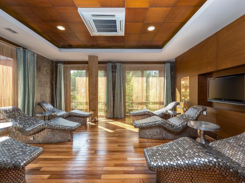 Cornelia Diamond Golf Resort & Spa