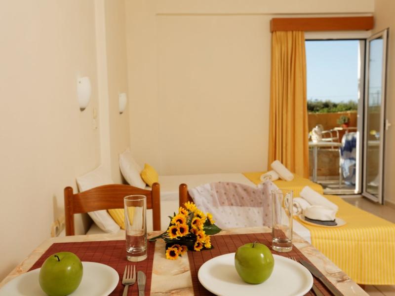 Danelis Studios & Apartments (Malia)