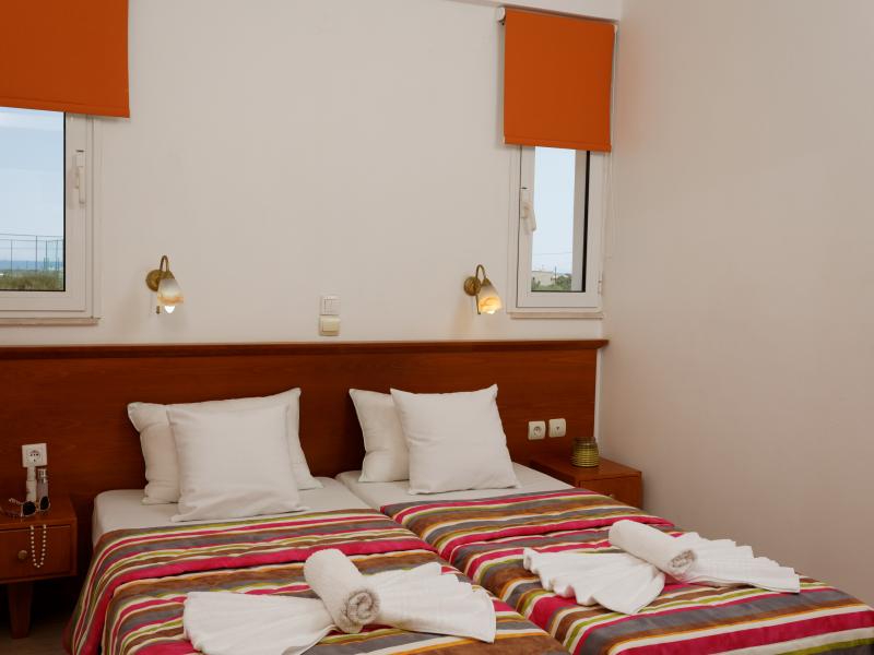 Danelis Studios & Apartments (Malia)