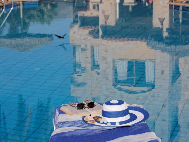 Danelis Studios & Apartments (Malia)