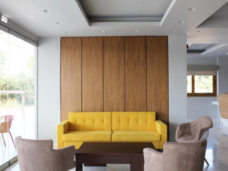 Niriides Luxury Villas