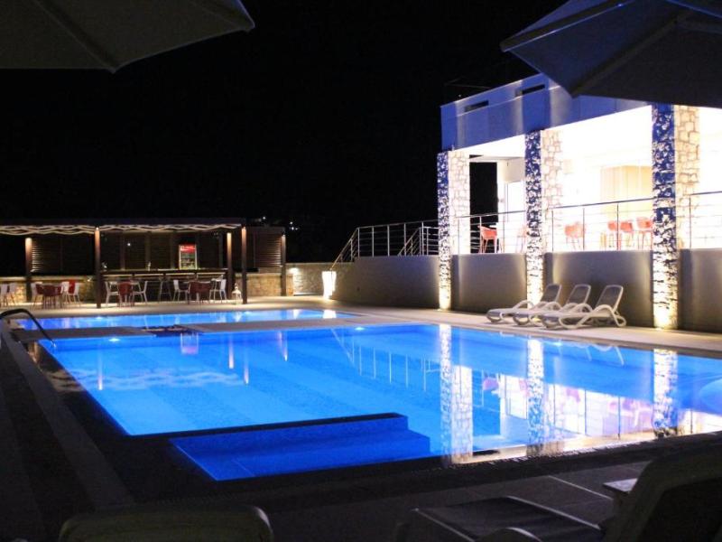 Niriides Luxury Villas