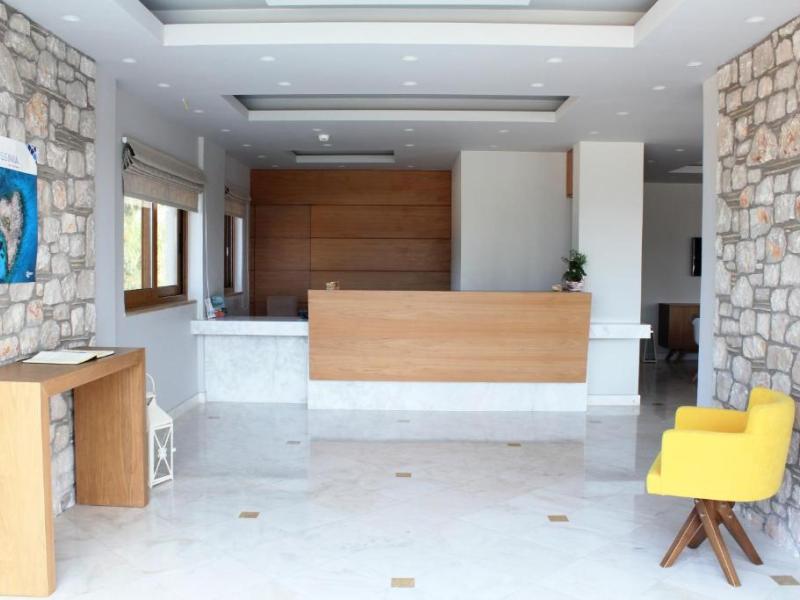 Niriides Luxury Villas