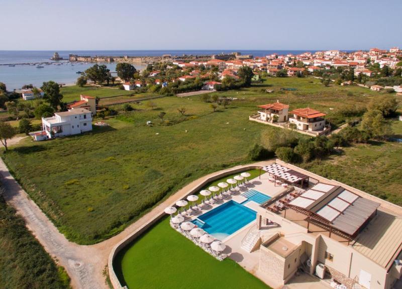 Niriides Luxury Villas