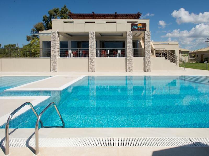 Niriides Luxury Villas