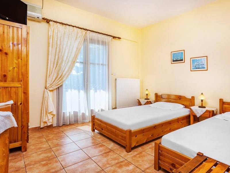 Xenios Karnagio Apartments