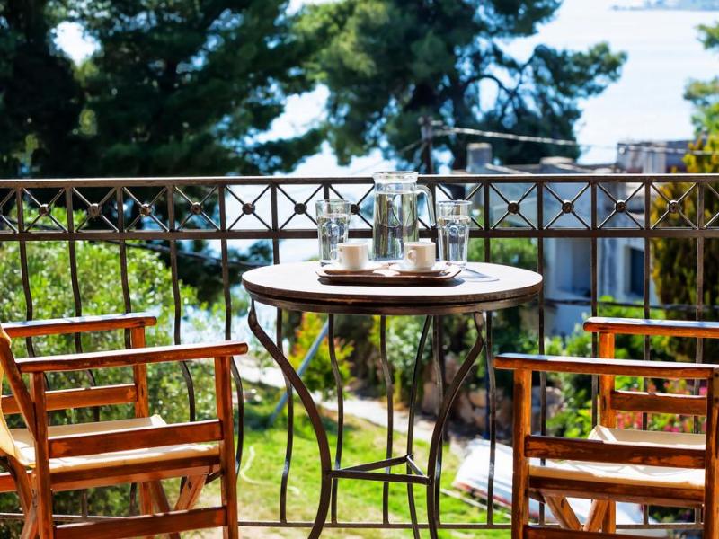 Xenios Karnagio Apartments