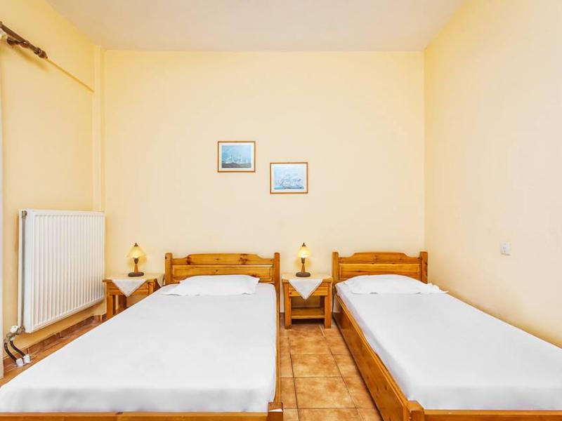 Xenios Karnagio Apartments