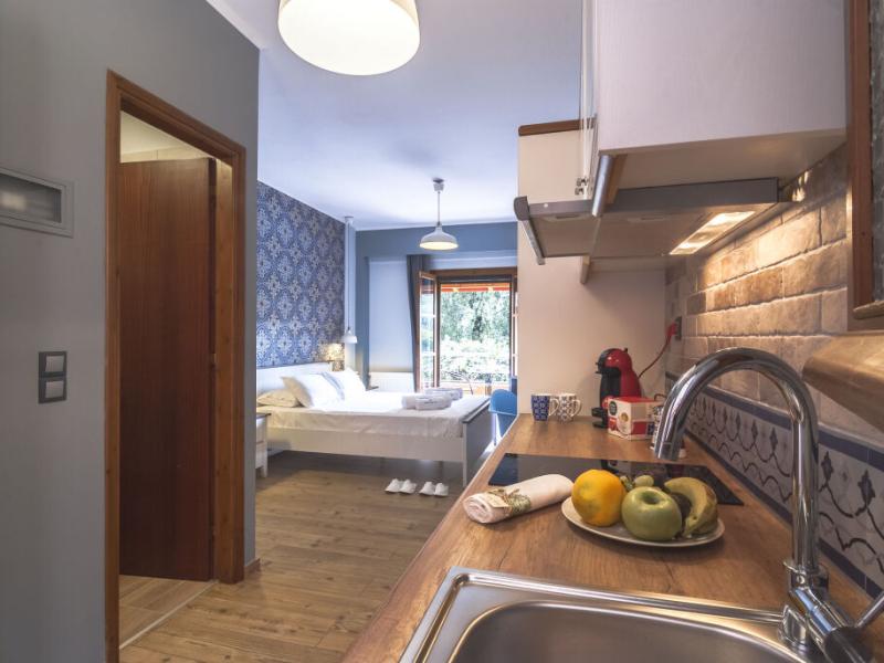 Ano Aparthotel