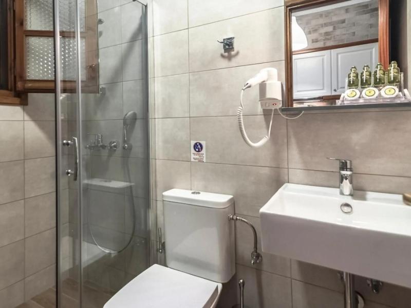 Ano Aparthotel