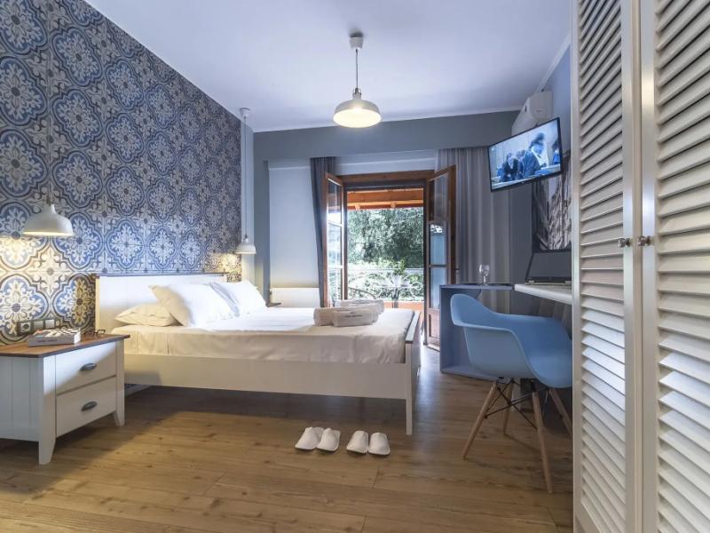 Ano Aparthotel