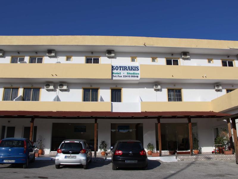 Sotirakis Hotel Studios