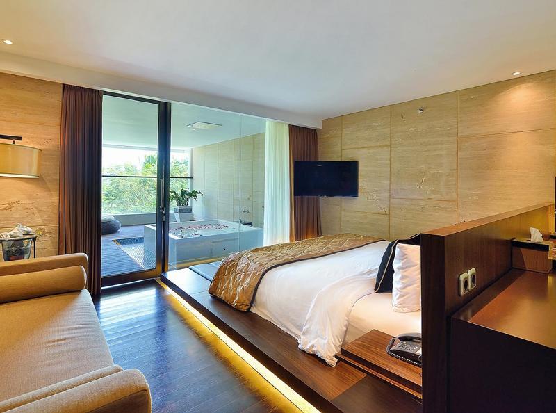 DevinSky Hotel Seminyak