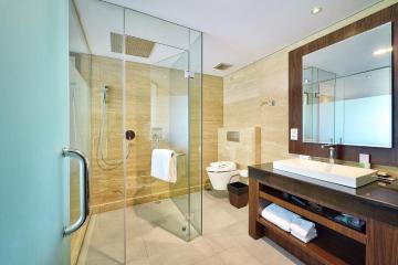 Отель DevinSky Hotel Seminyak Индонезия, Кута, фото 19