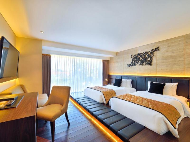 DevinSky Hotel Seminyak