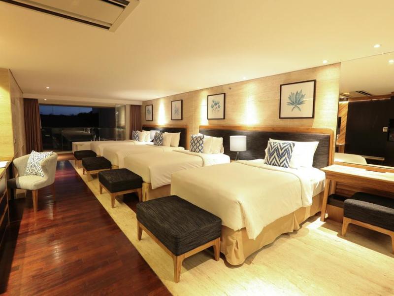 DevinSky Hotel Seminyak