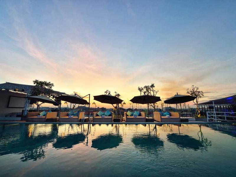 DevinSky Hotel Seminyak