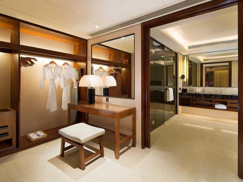 Crowne Plaza Sanya City Center