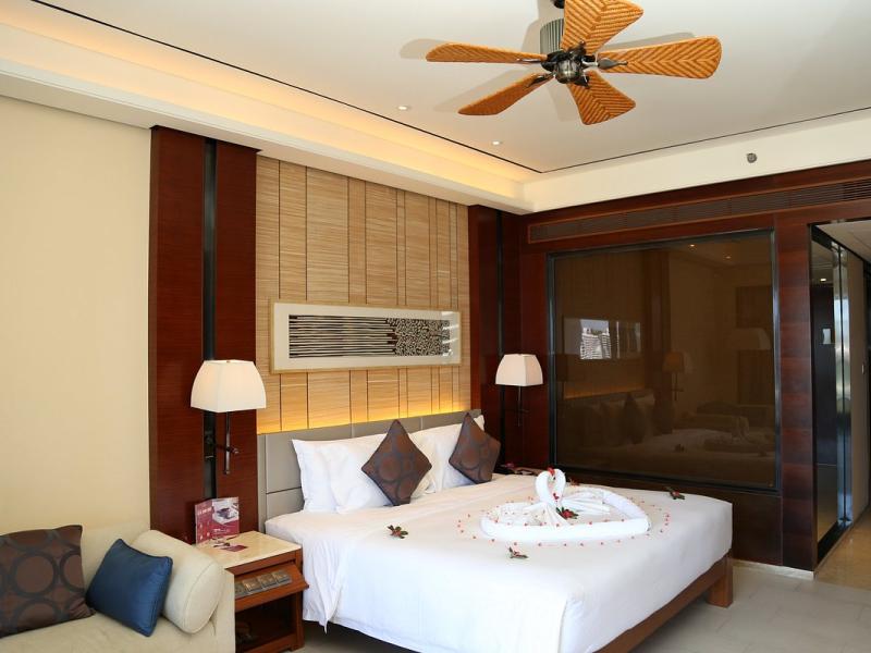 Crowne Plaza Sanya City Center