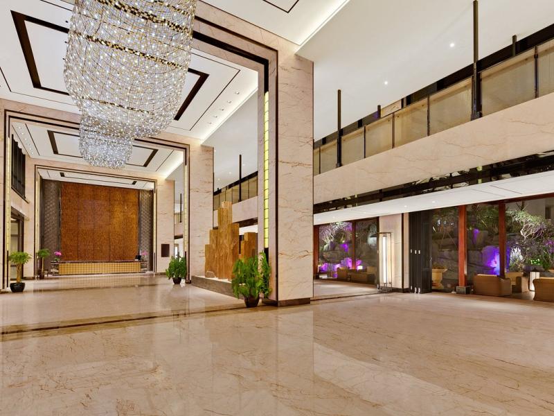 Crowne Plaza Sanya City Center